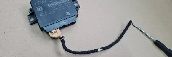 Audi A6 Allroad C6 Parking PDC control unit/module 4L0919283B