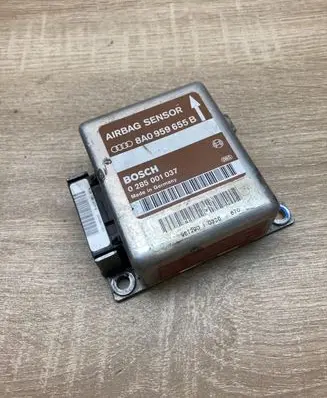 Audi A4 S4 B5 8D Airbag control unit/module 8A0959655B 0285001037