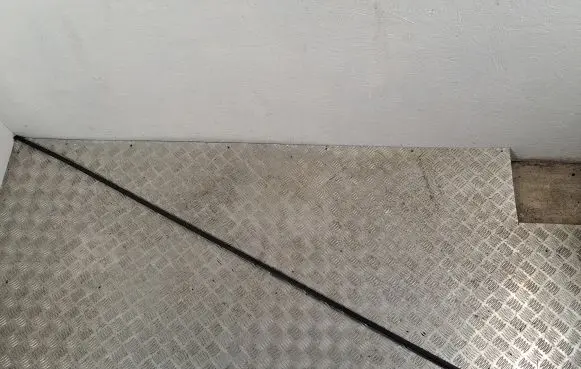 Roof trim bar molding cover