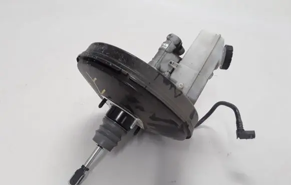 Dacia Dokker Brake booster 472107999R