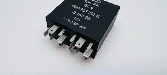 Audi A8 S8 D2 4D Other relay 8D0907701B