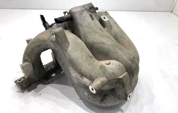 Opel Astra H Intake manifold 55351718