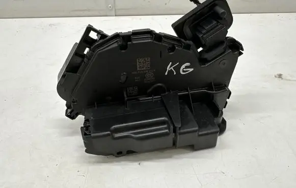 Skoda Karoq Rear door lock 5TA839015K