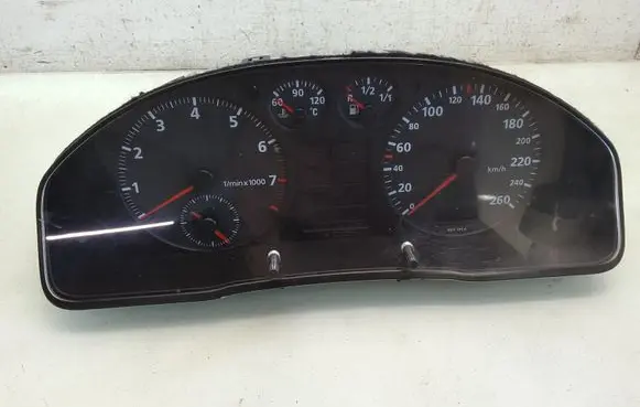 Audi A4 S4 B5 8D Speedometer (instrument cluster) 88311225