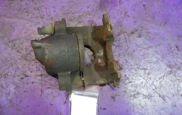 Volkswagen Golf II Front brake caliper