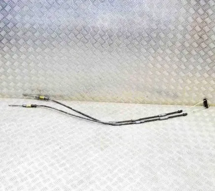 Handbrake/parking brake wiring cable