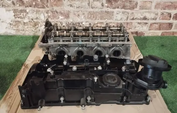 BMW 5 F10 F11 Engine head 781046503