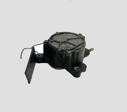 Ford Focus C-MAX Vacuum pump D1651B