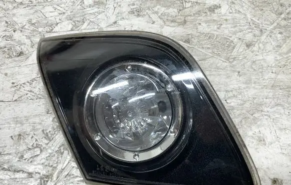 Mazda 6 Tailgate rear/tail lights P2913