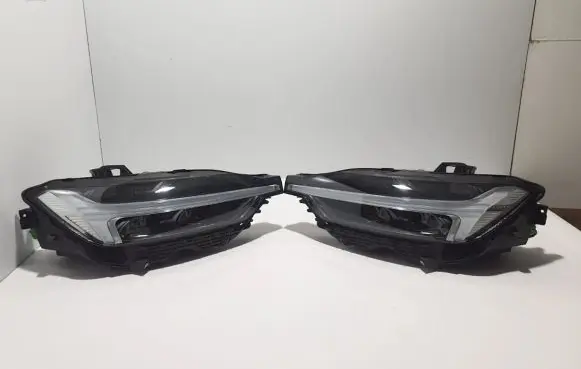 Volvo XC60 Headlight/headlamp