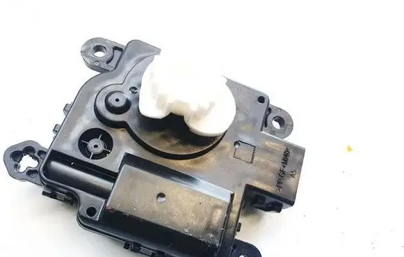 Ford Kuga III Air flap motor/actuator AA1138004750