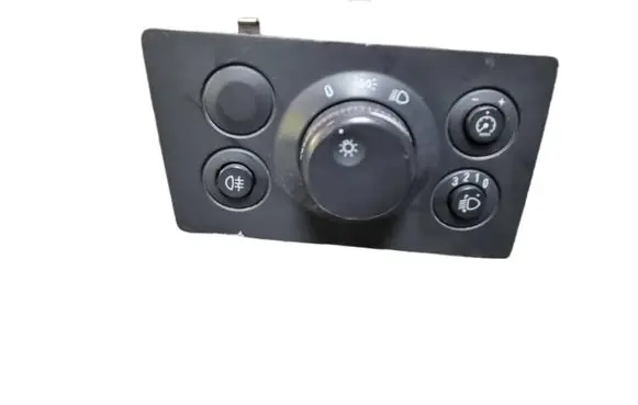 Opel Zafira B Light switch 13205863 LK04060130