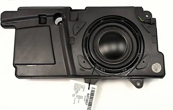 Audi A8 S8 D3 4E Subwoofer speaker 4H0035621A