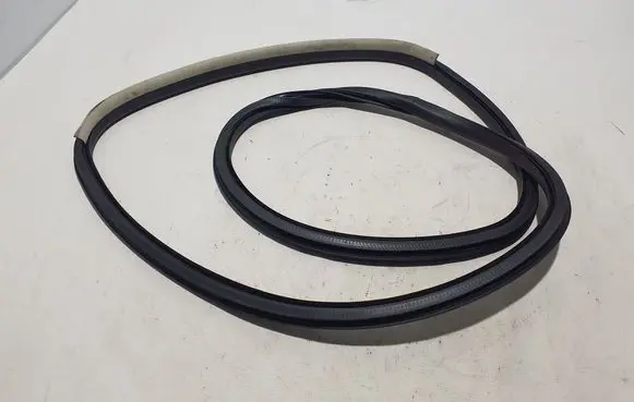 Renault Talisman Rear door rubber seal (on body) 828382970R