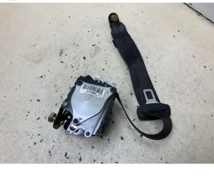 Audi A4 S4 B6 8E 8H Rear seatbelt 6079503 04X4Y020132