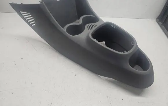 Peugeot 107 Center console 588110H010