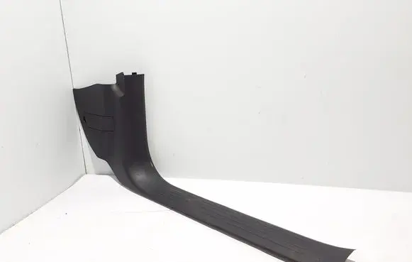 Mercedes-Benz GLE W167 Front sill trim cover A1676803201