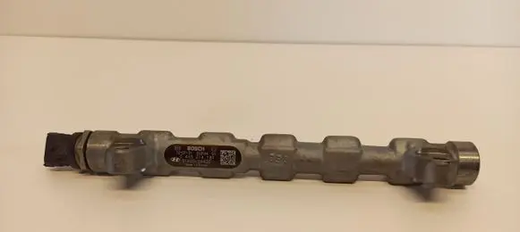 KIA Optima Fuel main line pipe 31400-2A420