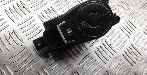 Hyundai i40 Hand parking brake switch 39R2HY1000