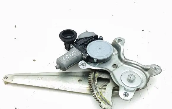 Lexus CT 200H Rear door window regulator with motor 8572075070 0620202452