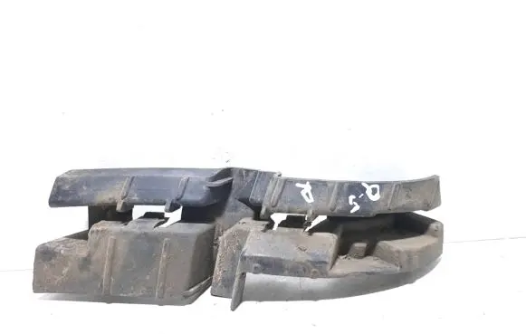 Audi Q5 SQ5 Front bumper mounting bracket 8R0807278