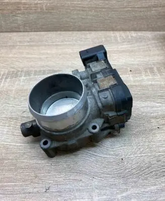 Volkswagen PASSAT B6 Throttle valve 090910 009703