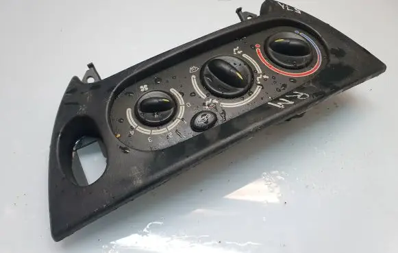Renault Megane I Climate control unit 101214