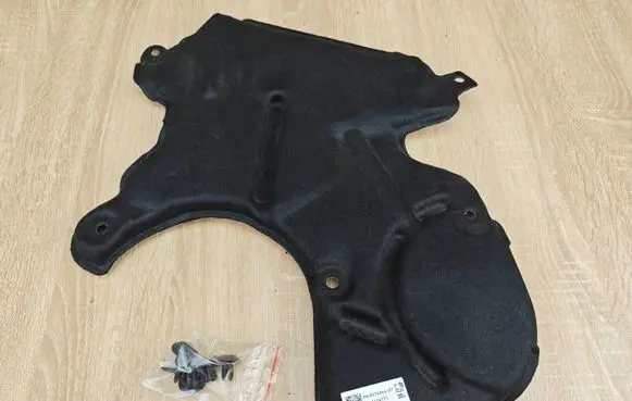 BMW 8 G16 Heat shield in engine bay 8574044
