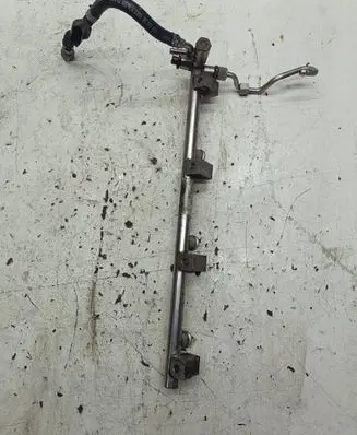 Volkswagen Touareg II Fuel main line pipe 03H133316N