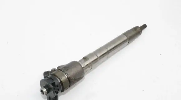 Maserati Quattroporte Fuel injector 35062015F 0445110523