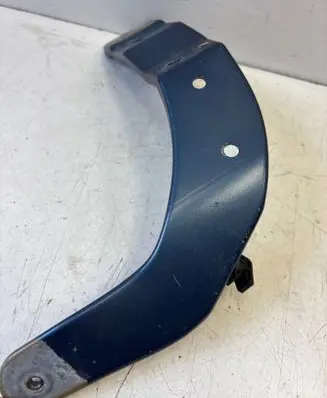 Citroen C4 Grand Picasso Fender mounting bracket 017243C02