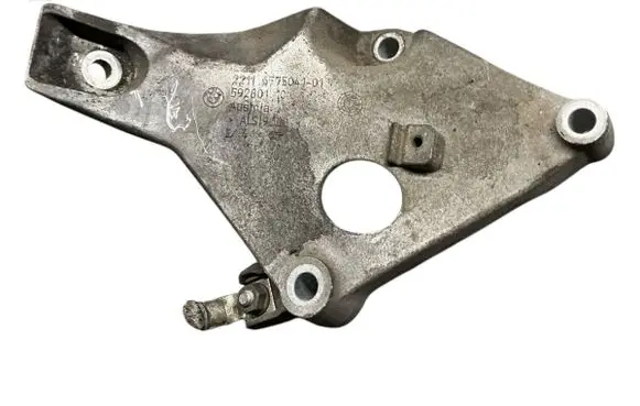 BMW 3 E90 E91 Engine mounting bracket 2211677504101