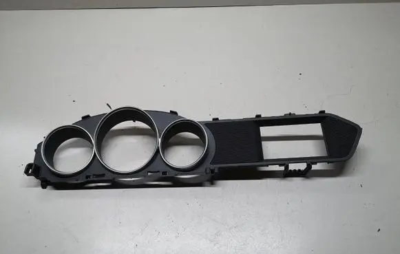 Mercedes-Benz C W204 Dashboard trim A2046890239 9031100