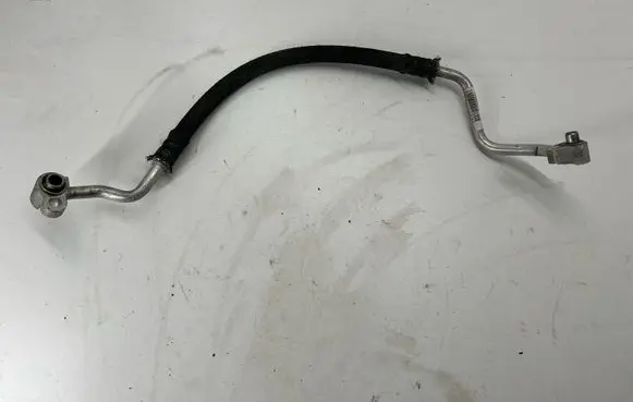 Dodge Challenger Air conditioning (A/C) pipe/hose 68158881AA