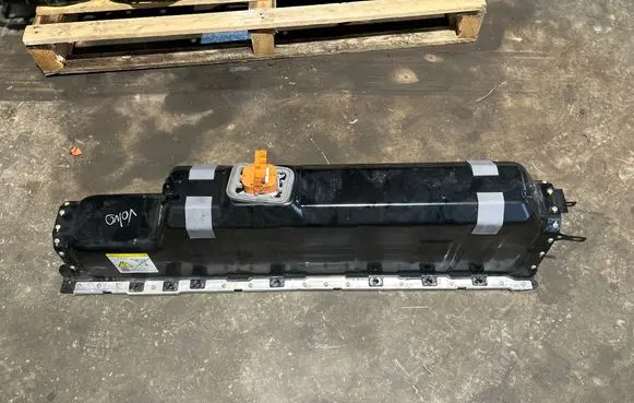 Volvo XC40 Hybrid / electric car battery 32299746 623052044