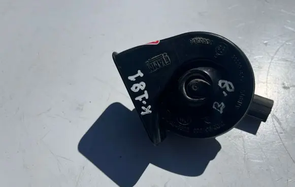 Volkswagen PASSAT B8 Horn signal 9069900
