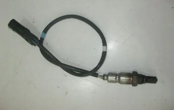 Volkswagen Touran I Lambda probe sensor 04L906262M