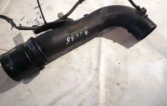 Toyota Corolla Verso AR10 Intercooler hose/pipe 173620r010 17362-0r010