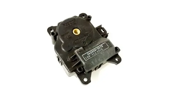 Lexus RX 330 - 350 - 400H Air flap motor/actuator 0638000610