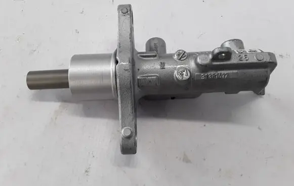 Volvo XC60 Master brake cylinder 31381417