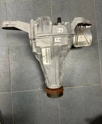 Porsche Macan (95B) Rear differential 95B525015M