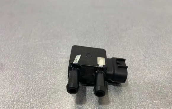 KIA Sorento Exhaust gas pressure sensor 392102A800