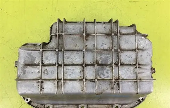 Mercedes-Benz E W210 Oil sump A1120140303