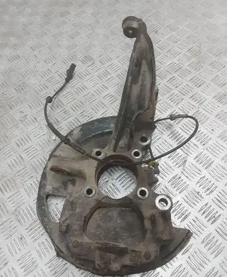 Land Rover Discovery 3 - LR3 Front wheel hub RUB000224