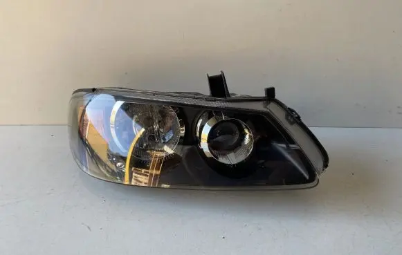 Nissan Almera N16 Headlight/headlamp 26010BN67A