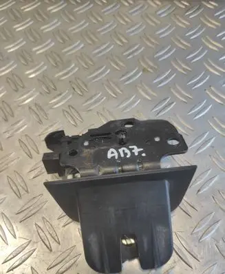 Audi A4 S4 B7 8E 8H Tailgate/trunk/boot lock/catch/latch 8E9827520A
