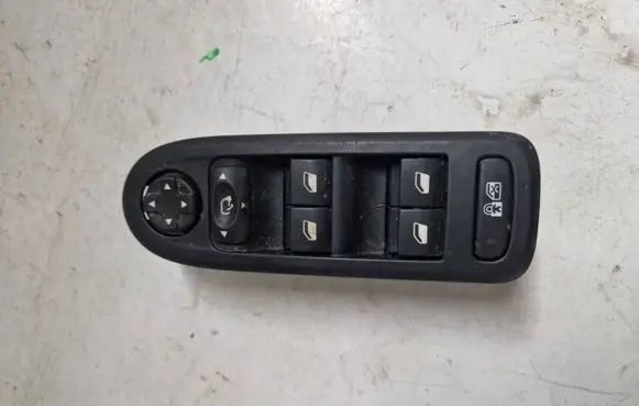 Citroen C5 Electric window control switch 96659465ZD