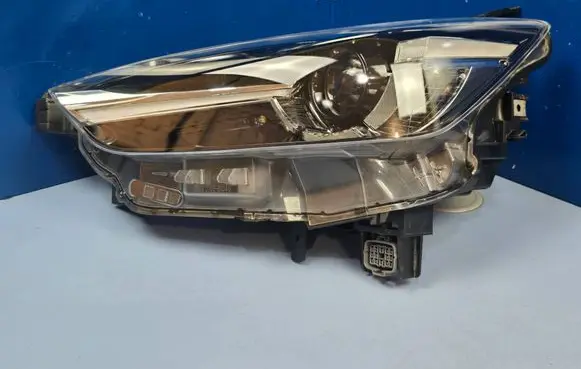 Mazda CX-3 Headlight/headlamp D10E51040 DH1A54040D