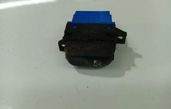Renault Laguna I Electric window control switch 