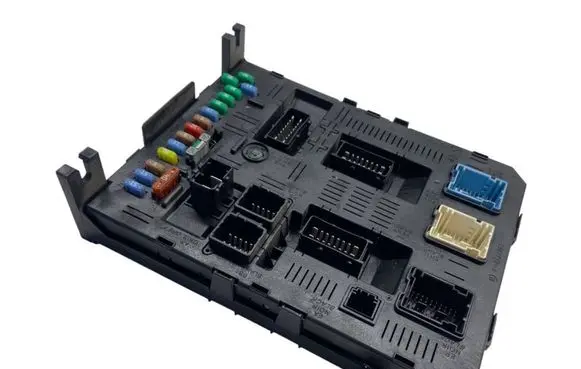 Peugeot 307 Comfort/convenience module 9660105680 01201005 BSI2004H02